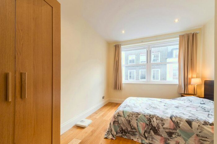 1 Bedroom Flat To Rent In Berwick Street, Soho, London, W1F