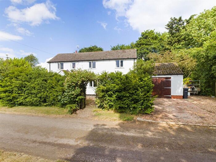 4 Bedroom Detached House For Sale In Woodbine Cottage, Narrow Lane, Belchford, LN9