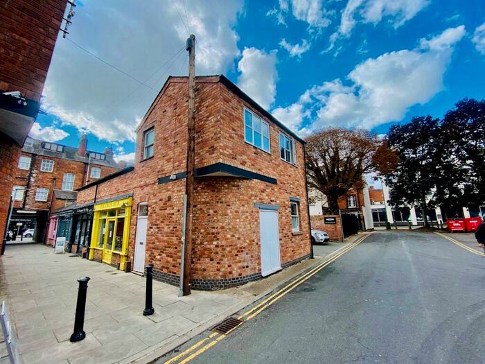 6 Bedroom House To Rent In Warwick Street, Leamington Spa, CV32