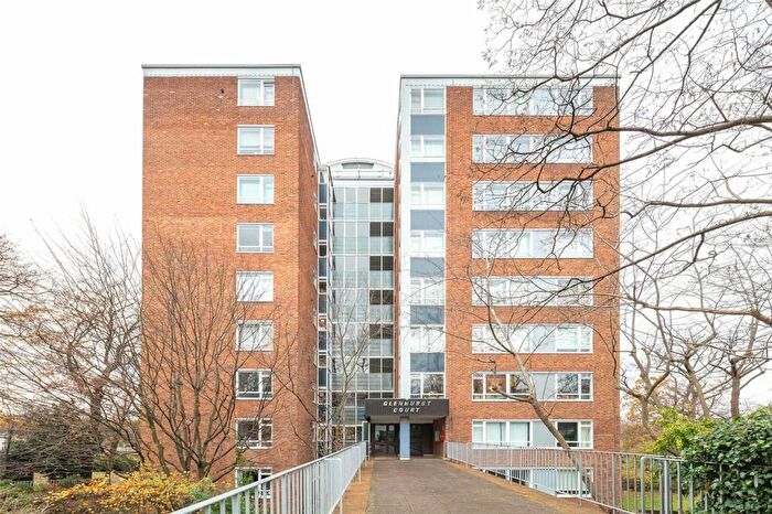 2 Bedroom Apartment To Rent In Farquhar Road, London, SE19