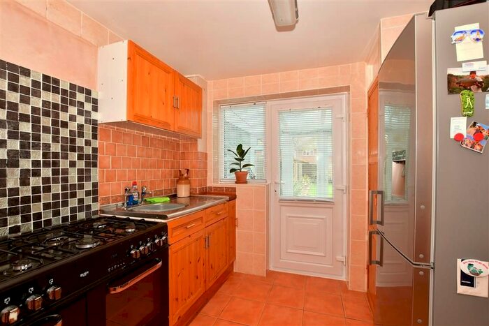 3 Bedroom End Of Terrace House For Sale In Vinelands, Lydd, Kent, TN29
