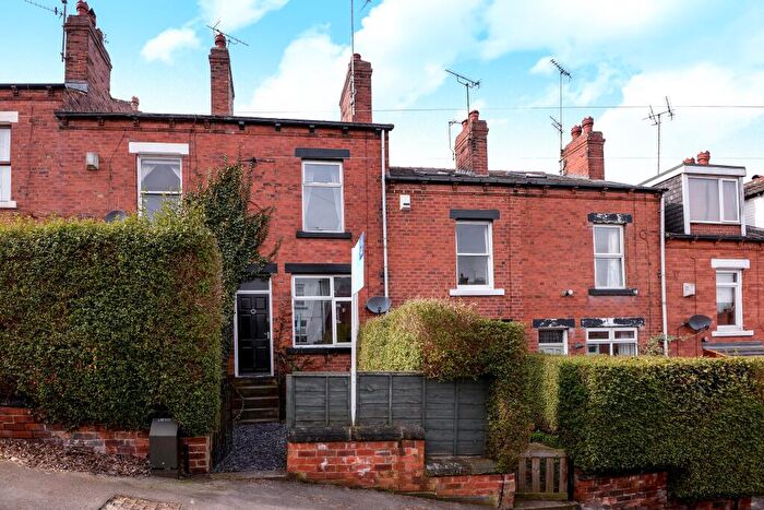 3 Bedroom Terraced House To Rent In Pasture Grove, Leeds, West Yorkshire, Uk, LS7