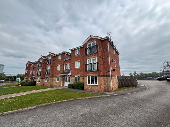 2 Bedroom Flat To Rent In Carlton Court, Barnsley, S71