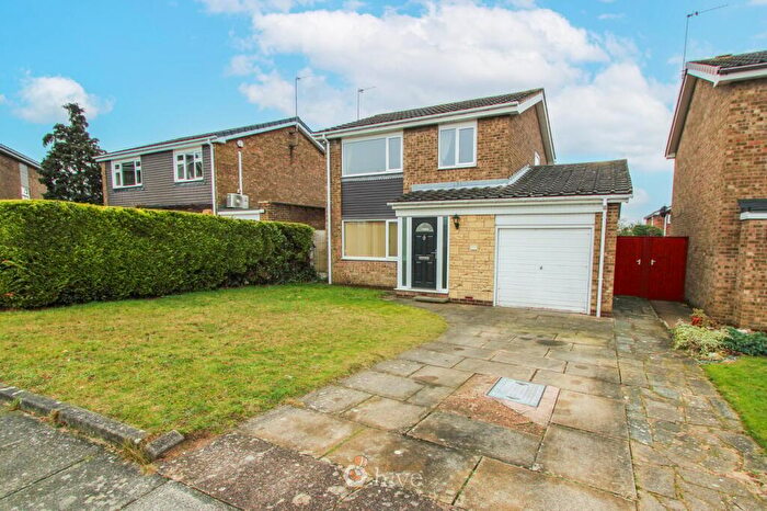 3 Bedroom Detached House For Sale In Hindburn Close, Bessacarr, Doncaster, DN4