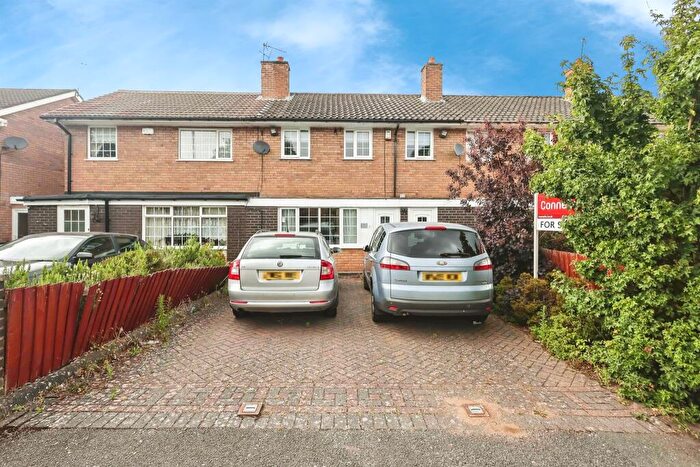 3 Bedroom Terraced House For Sale In Worlds End Lane, Quinton, Birmingham, B32