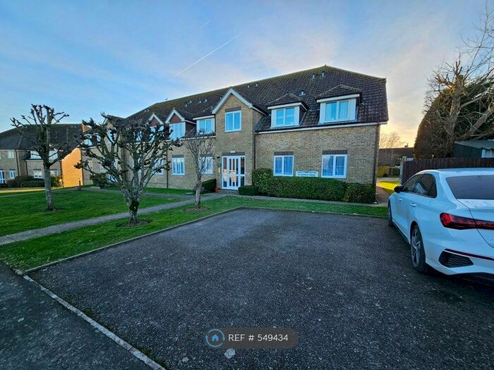 2 Bedroom Flat To Rent In Lynton Court, Polegate, BN26