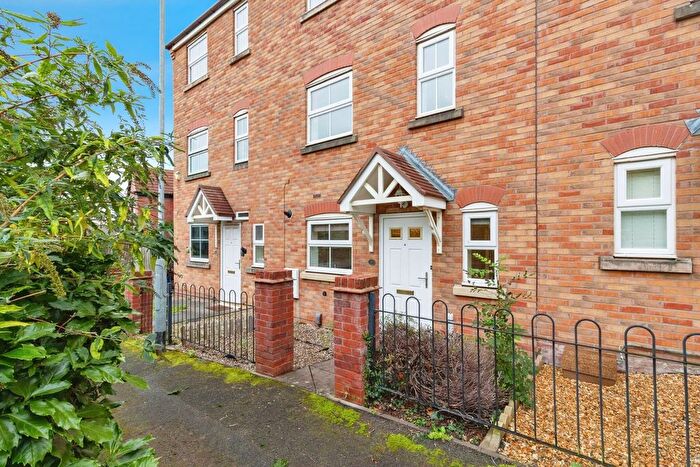 3 Bedroom Town House For Sale In Marlborough Road, Hadley, Telford, TF1