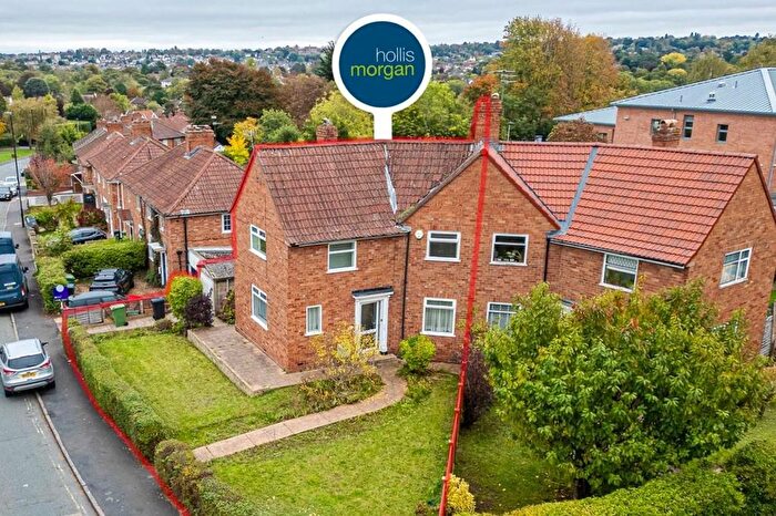 3 Bedroom Semi Detached House For Sale In Westbury Lane, Bristol, BS9