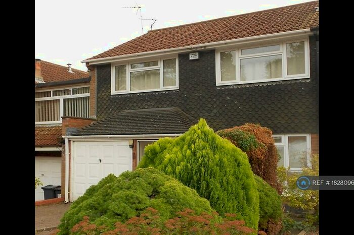 3 Bedroom Terraced House To Rent In Presthope Road, Birmingham, B29