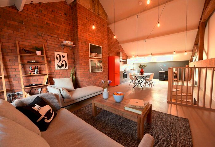 2 Bedroom Flat To Rent In Guildhall Street, Preston, PR1