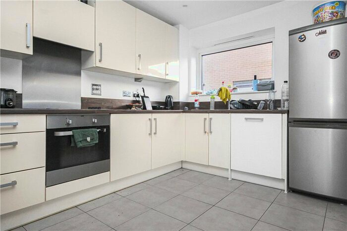 3 Bedroom Flat To Rent In Talbot Close, Mitcham, CR4