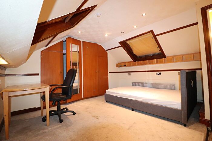 5 Bedroom Terraced House To Rent In Netherfield Gardens, Barking, IG11