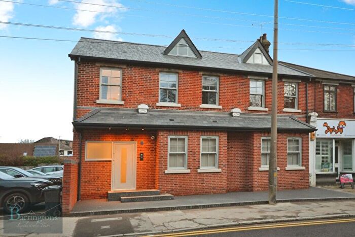 1 Bedroom Apartment To Rent In Warley Hill, Brentwood, Essex, CM14