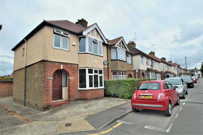 3 Bedroom Semi-Detached House To Rent In Wilmar Close, Uxbridge, UB8