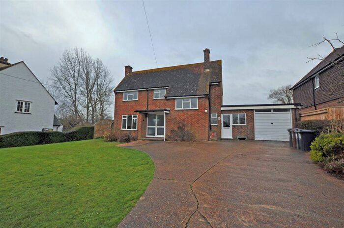 3 Bedroom House To Rent In Bodkins Station Road Berwick, BN26