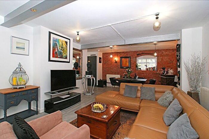 1 Bedroom Apartment To Rent In Baileys Mill, Bentley Brook, DE4
