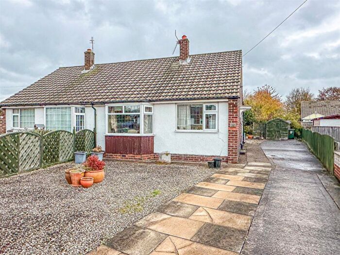 2 Bedroom Semi-Detached Bungalow For Sale In Kennedy Close, Dewsbury, WF12