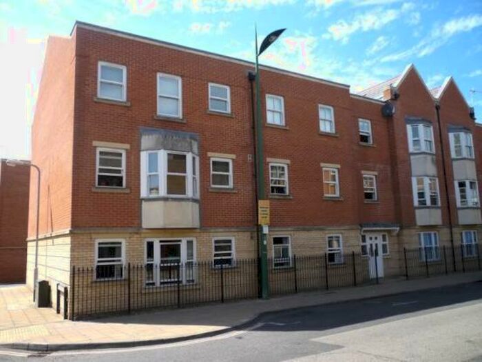 2 Bedroom Flat To Rent In St Mary's Street, Southampton, SO14