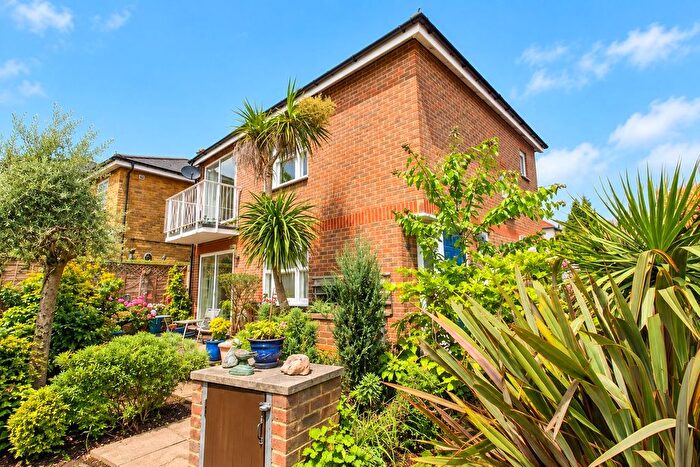 1 Bedroom Maisonette To Rent In The Maltings, Church Street, Staines-Upon-Thames, TW18