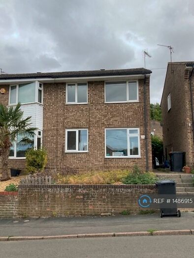 3 Bedroom Semi-Detached House To Rent In South Grove, Wymington, Rushden, NN10