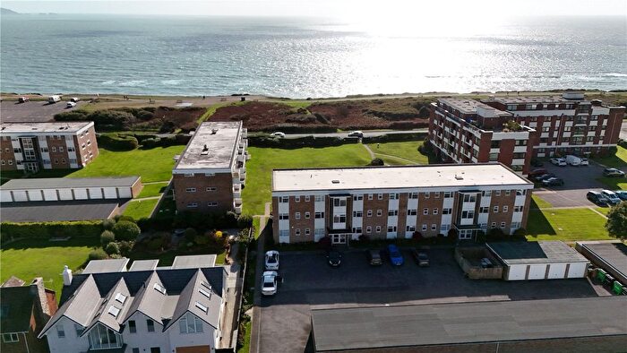 3 Bedroom Flat For Sale In Hurst Court, Victoria Road, Milford On Sea, Hampshire, SO41
