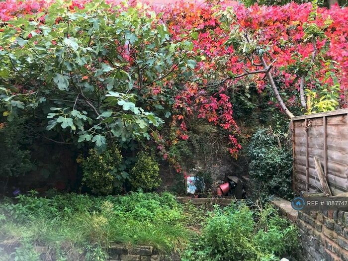 1 Bedroom Flat To Rent In Brenthouse Road, London, E9