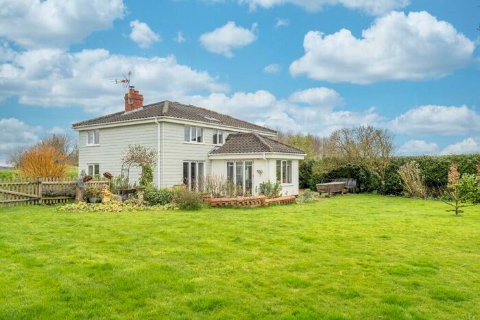 4 Bedroom Detached House For Sale In Mettingham, Bungay, NR35