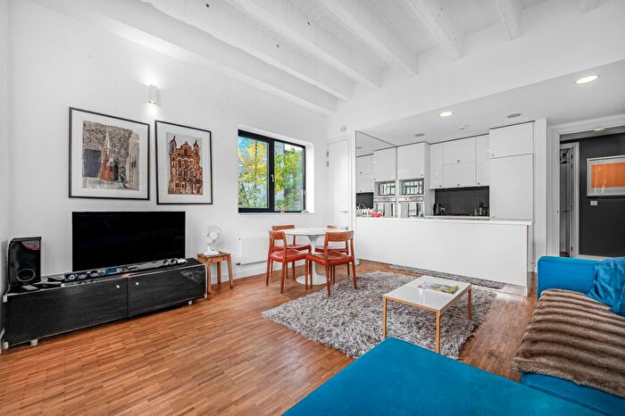 3 Bedroom Flat For Sale In Sweeps Building, Leather Lane, EC1N