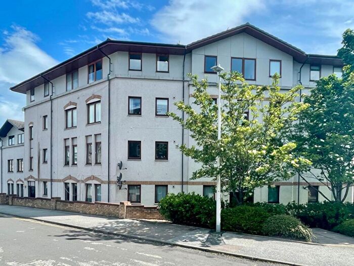 2 Bedroom Apartment For Sale In Bloomfield Court, Aberdeen, AB10