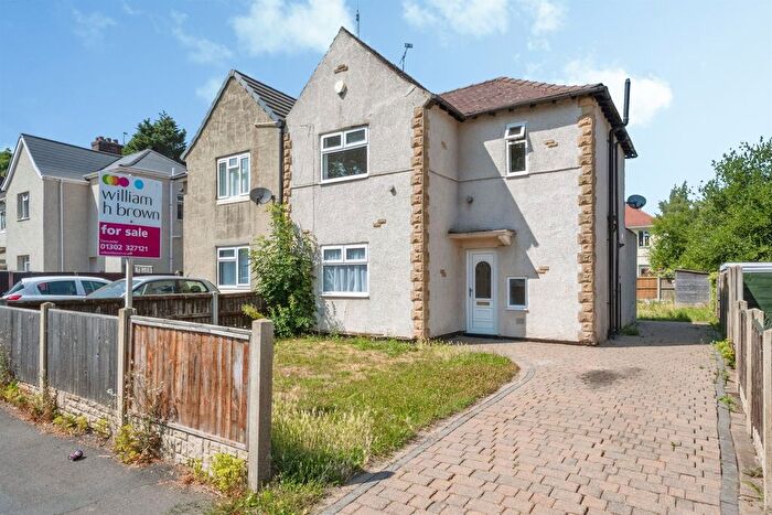 3 Bedroom Semi-Detached House For Sale In Weston Road, Balby, Doncaster, DN4