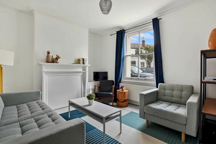 4 Bedroom Terraced House To Rent In Stanley Grove, Battersea, SW8