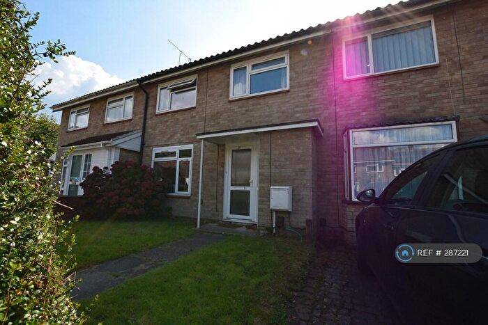 3 Bedroom Terraced House To Rent In Paddockhurst Road, Crawley, RH11