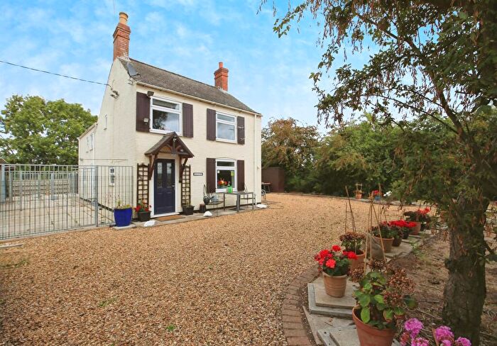 3 Bedroom Detached House For Sale In Town Drove, Quadring Fen, Spalding, PE11