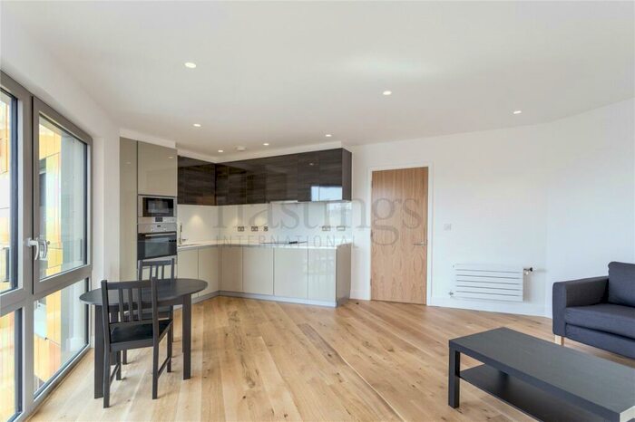 2 Bedroom Apartment To Rent In Bywell Place, London, E16