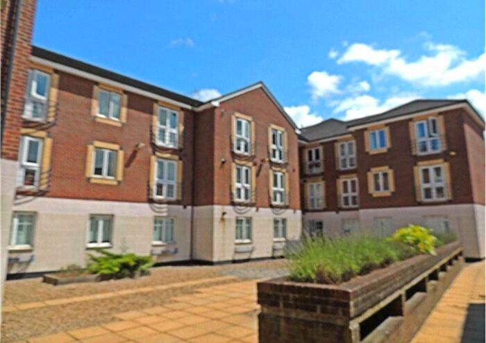 2 Bedroom Flat For Sale In Brighton Road, Purley, CR8