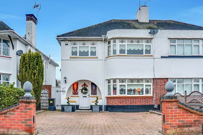 3 Bedroom Semi-Detached House For Sale In Woodgrange Drive, Thorpe Bay, SS1