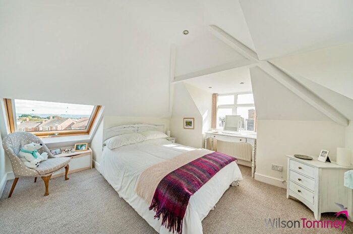 5 Bedroom Detached House For Sale In Broadmeadow Road, Weymouth, DT4