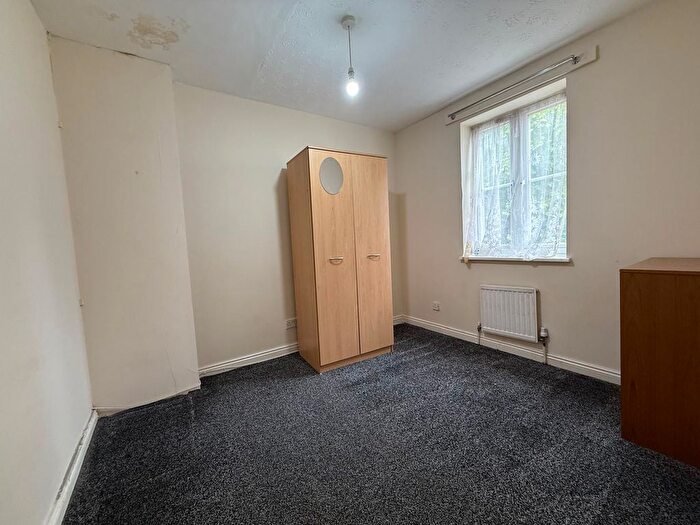 4 Bedroom Terraced House To Rent In London, E6