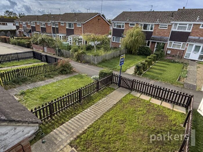 3 Bedroom Terraced House For Sale In Wilmot Close, Witney, Oxfordshire, OX28