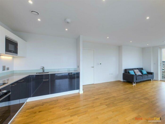 2 Bedroom Flat To Rent In &# Bed Flat, SE8