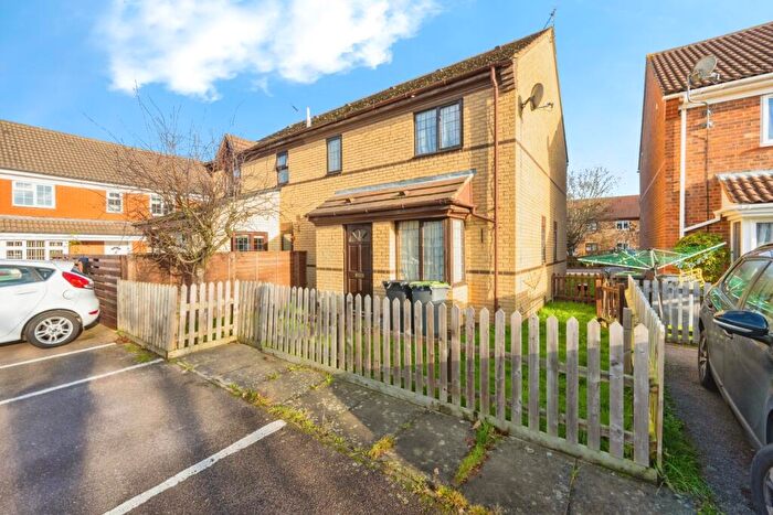 1 Bedroom End Of Terrace House For Sale In The Paddocks, Flitwick, Bedford, Bedfordshire, MK45