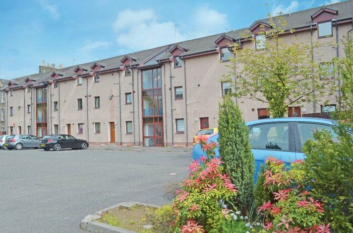 2 Bedroom Apartment To Rent In Oliphant Court, Riverside, Stirling, Stirlingshire, FK8