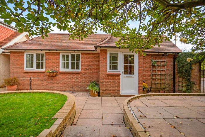 1 Bedroom House To Rent In Back Lane Marlborough, SN8