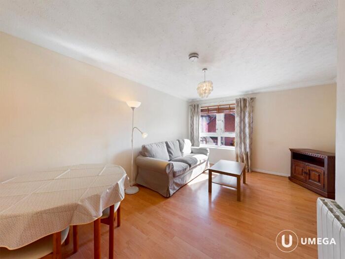 1 Bedroom Apartment To Rent In Springfield, Leith, Edinburgh, EH6