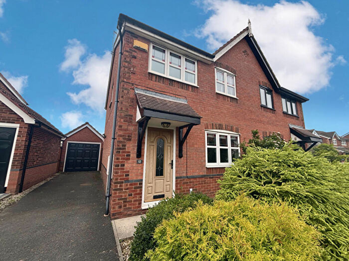 3 Bedroom Semi-Detached House For Sale In Tretower Way, Thornton, FY5