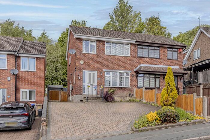 3 Bedroom Semi-Detached House For Sale In Harington Drive, Stoke On Trent, ST3