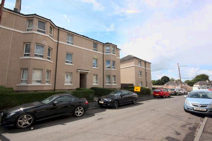 2 Bedroom Flat To Rent In Bunessan Street, Glasgow G52