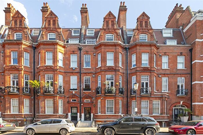 2 Bedroom Flat For Sale In Culford Gardens, Chelsea ., SW3