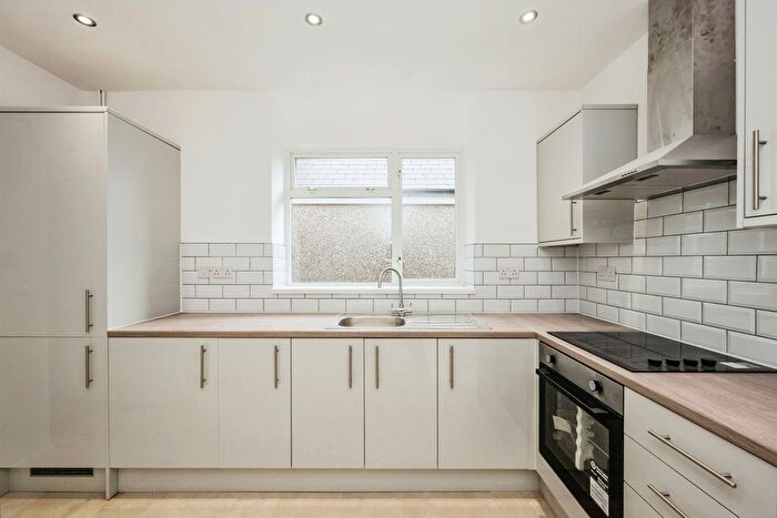 3 Bedroom Terraced House For Sale In Roman Road, Banwen, Neath, SA10