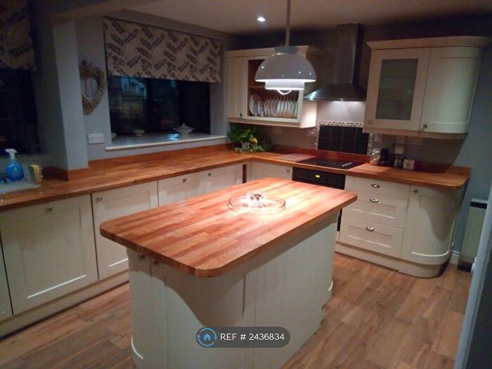 5 Bedroom Detached House To Rent In Priory Rd, Southampton, SO17